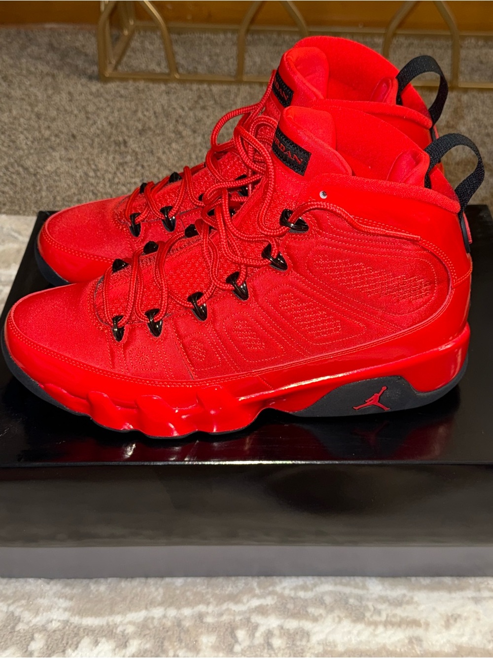 Jordan Men's Retro 9 Chile Red size 10